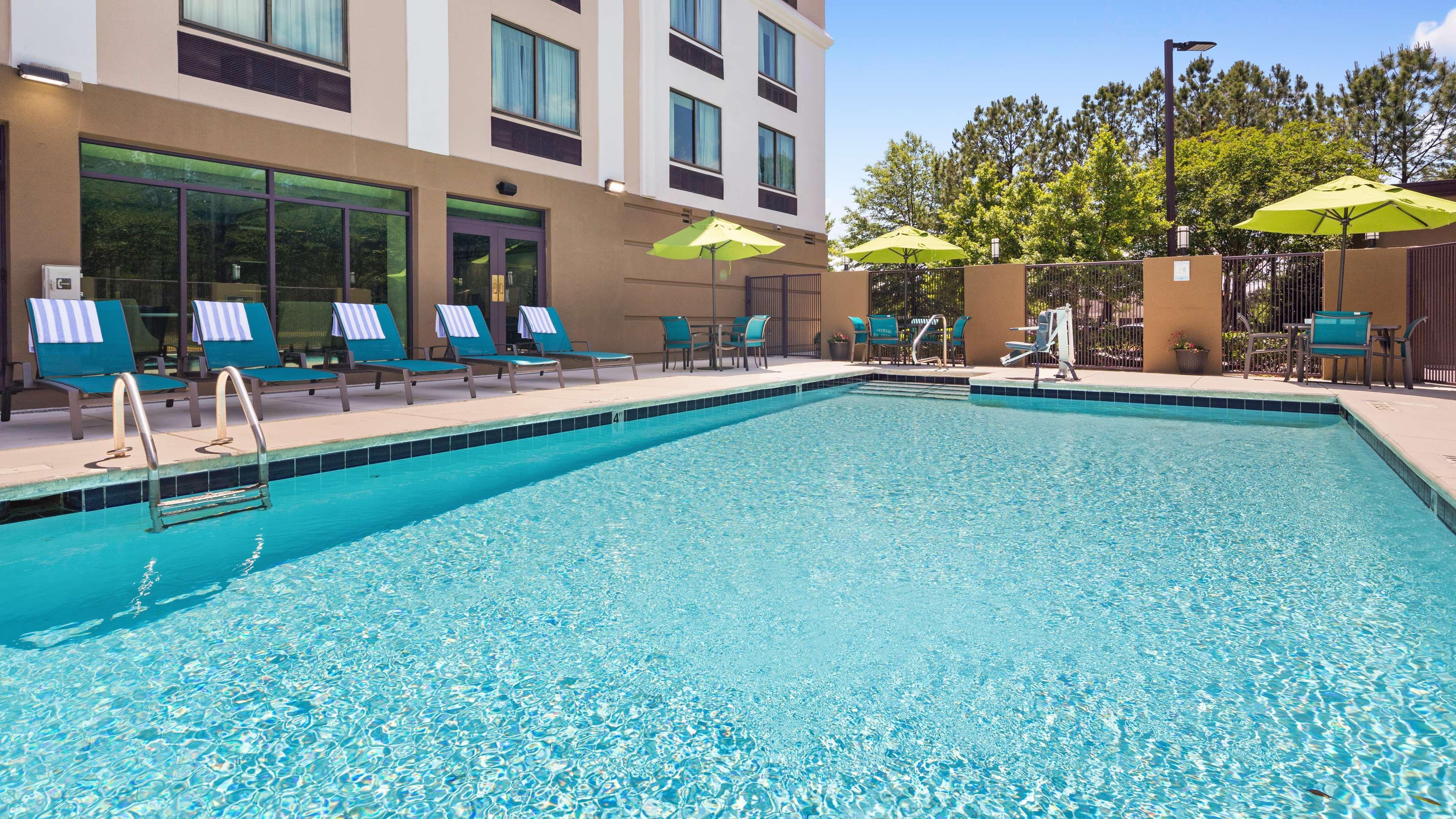 Best Western Plus Birmingham Inn & Suites Bagian luar foto